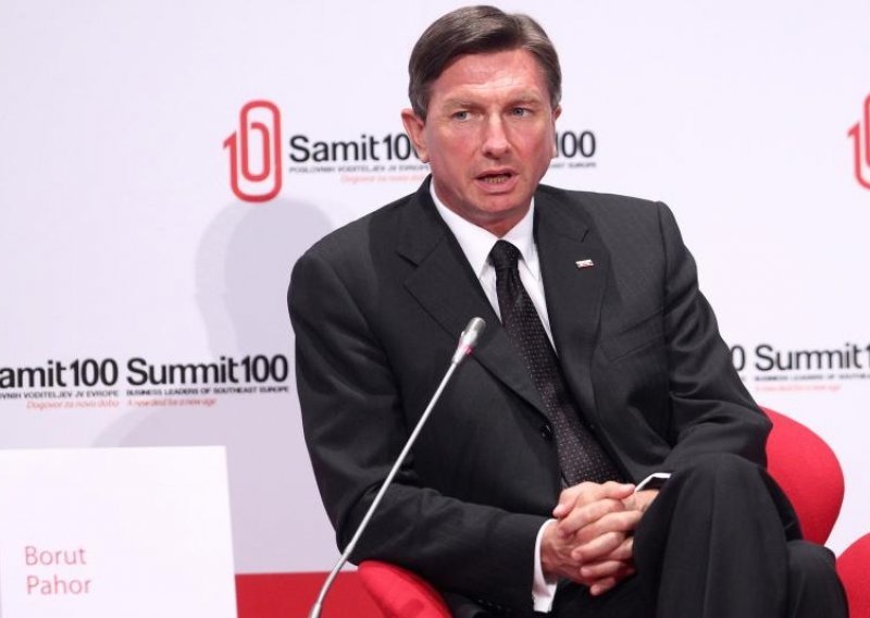 Pahor pozvao na jačanje optimizma u borbi s krizom