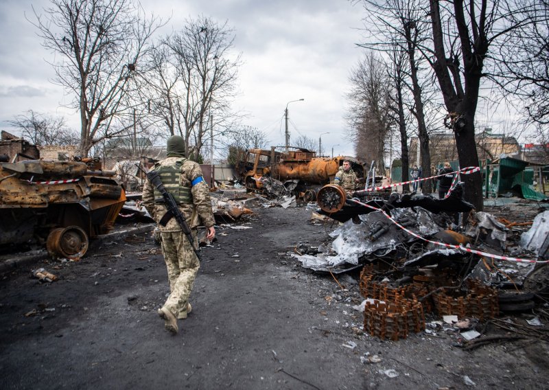 Ukrajinska vojska: Od početka invazije ubijeno je 21.000 ruskih vojnika, uništeno 829 tenkova, 172 aviona...