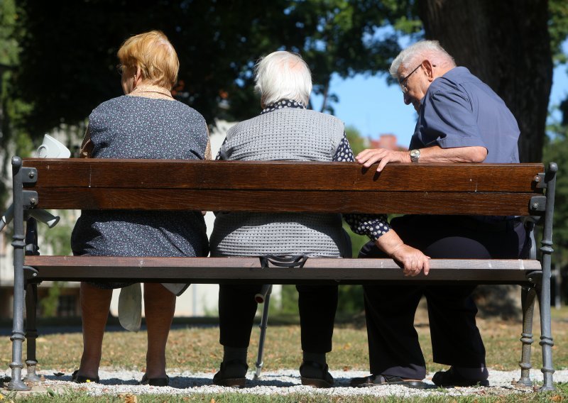Udruge umirovljenika traže povećanje mirovina za 10 posto