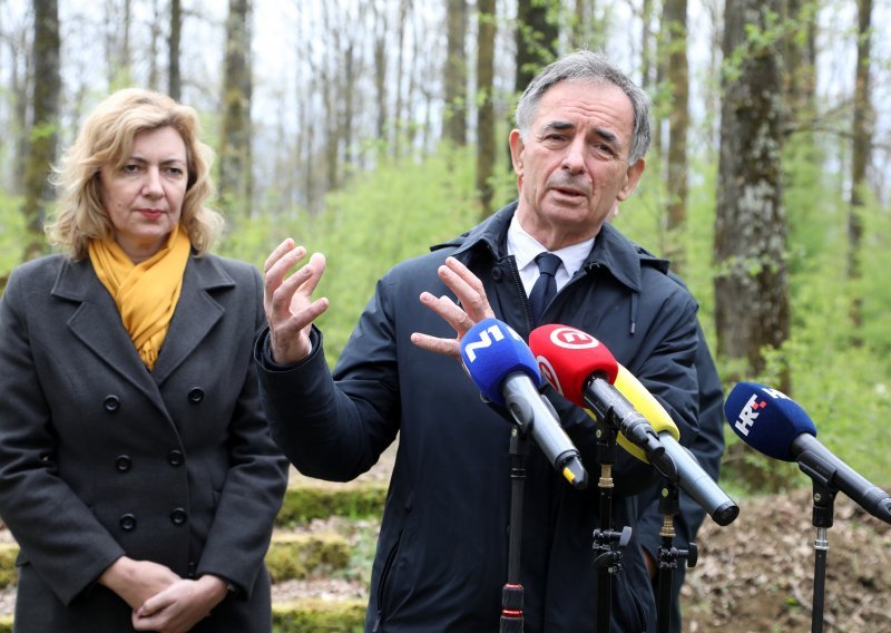 [VIDEO/FOTO] Pupovac: Nastave li Milanović i Plenković svađu, neka ne dolaze u Jasenovac