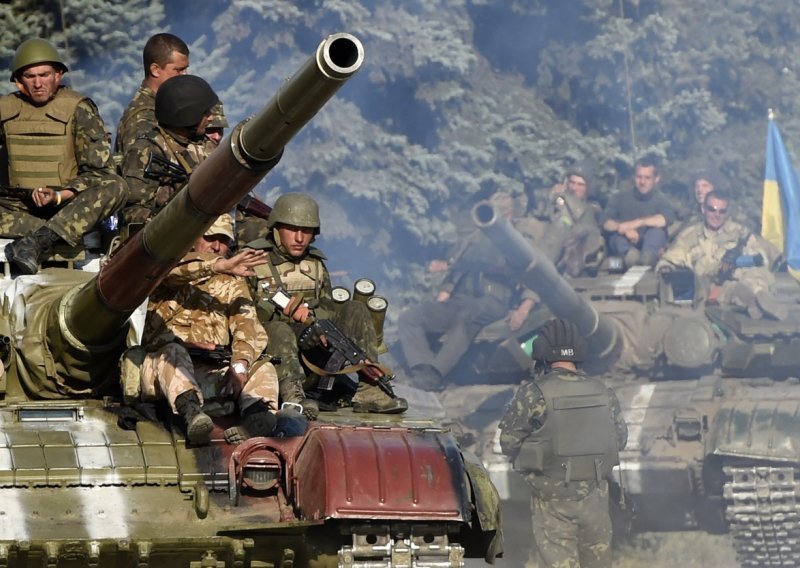 Ukrajinska vojska krenula u protuofenzivu, napadaju ključnu rusku liniju kod Izjuma