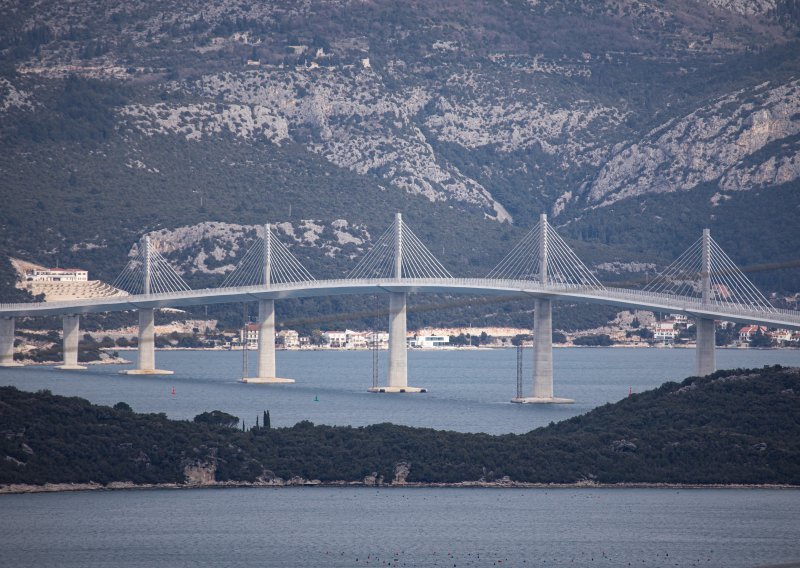 Pelješki most bez oštećenja nakon potresa u Hercegovini: Projektiran je da može izdržati oko 7 stupnjeva