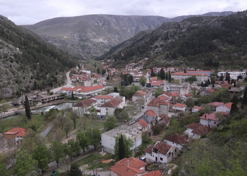 Zbog pogibije mlade žene u potresu u Stocu u nedjelju Dan žalosti