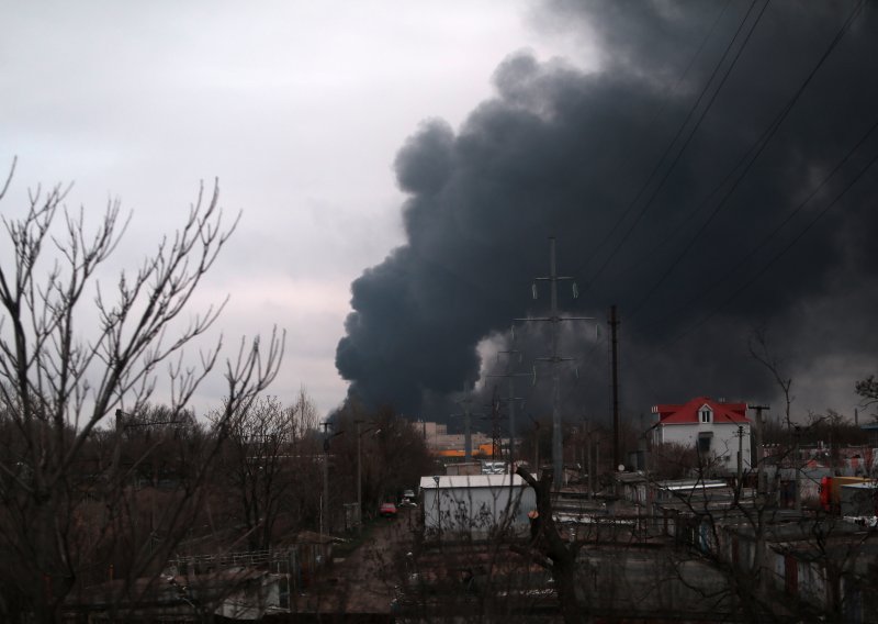Ruska vojska tvrdi da je pogodila veliko skladište stranog oružja blizu Odese