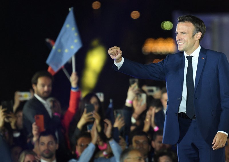 [FOTO/VIDEO] Macron pobijedio na izborima u Francuskoj: 'Znam da su mnogi danas glasali, ne zato da bi podržali mene, nego da bi zaustavili krajnju desnicu'