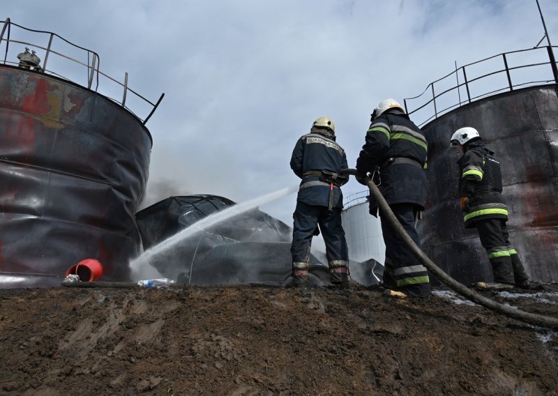 Rusija tvrdi da je uništila ukrajinsku rafineriju nafte