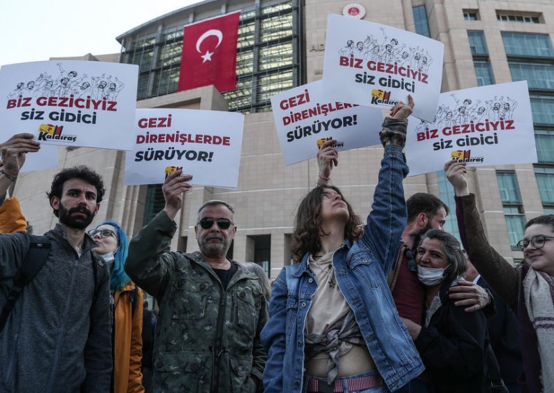 Turski filantrop Osman Kavala osuđen na doživotni zatvor