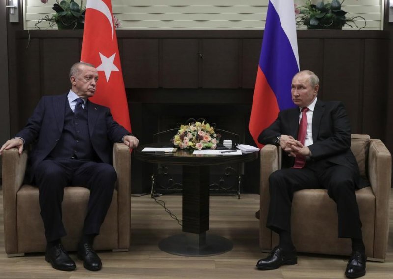 Putin Erdoganu: U Mariupolju više nema borbe