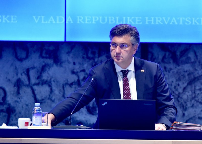 [FOTO] Plenković: Ukidamo imunitet za članove Vlade za koruptivna kaznena djela koja se progone po službenoj dužnosti