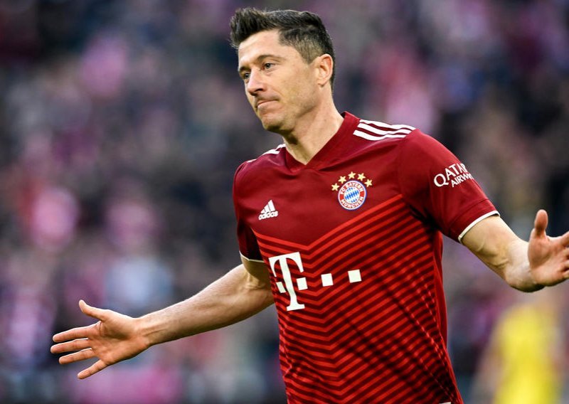 Menadžer Lewandowskog izazvao pomutnju u Bayernu, a doznaje se i tko je glavni razlog; Salihamidžić je svoje rekao, ali…
