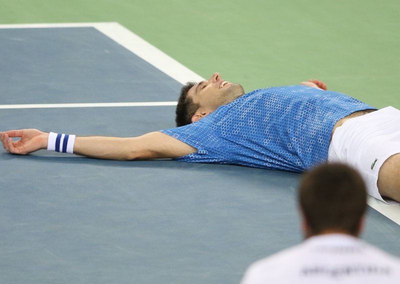 Davis Cup; može li netko u Hrvatskoj ovaj video pogledati do kraja?