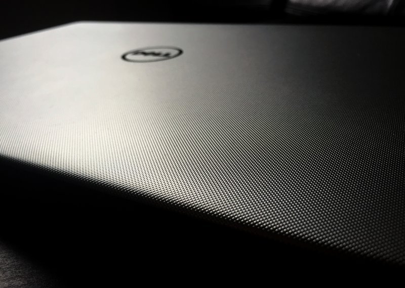 Dell Inspiron 5559 - kompaktan, lijep i skup