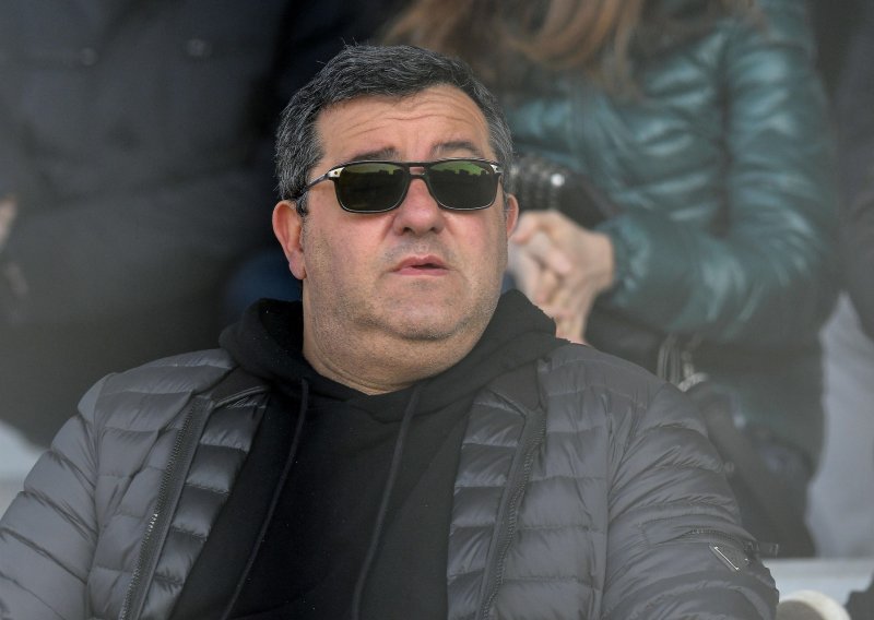 Talijani objavili da je preminuo je najpoznatiji nogometni menadžer Mino Raiola, a onda se on javio nakon 'smrti'!