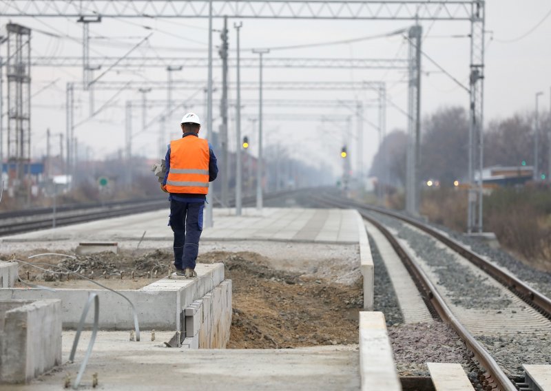 Strabag dobio posao vrijedan 1,7 milijardi kuna na željezničkoj dionici Hrvatski Leskovac – Karlovac