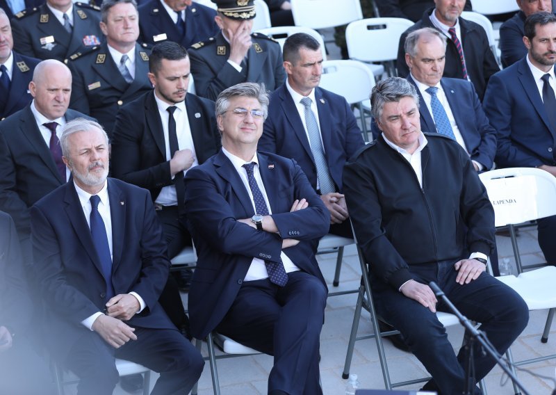 Milanović i Plenković zajedno na Klisu bez rukovanja, razgovora i pogleda