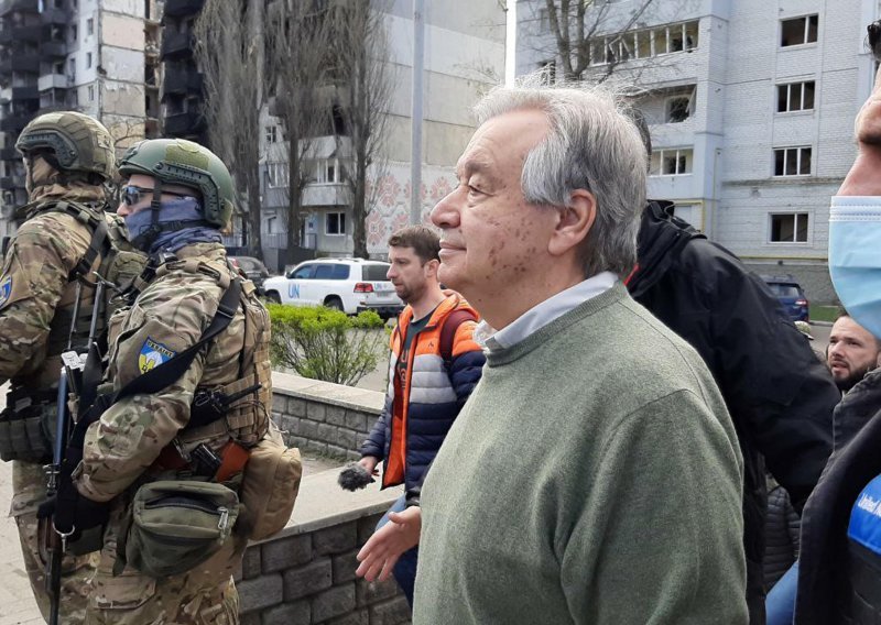 Kijev pogođen s dva projektila tijekom posjeta Guterresa