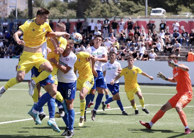 Hajduk napunio Dinamovu mrežu i napravio odlučujući korak prema naslovu