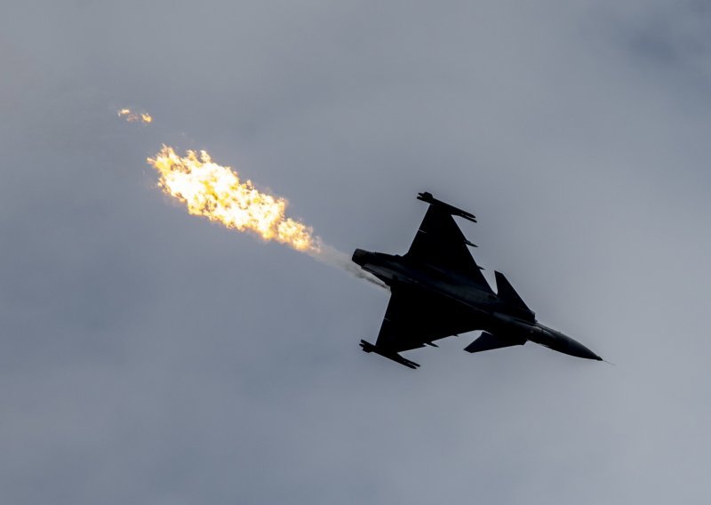 Ruski avion narušio švedski zračni prostor, dignuti borbeni zrakoplovi
