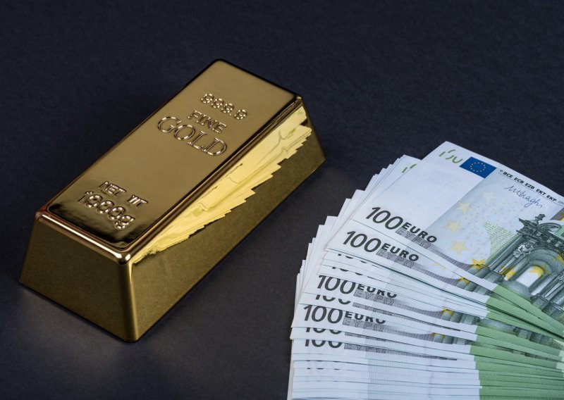 London, Washington, Ottawa i Tokio zabranjuju uvoz zlata iz Rusije