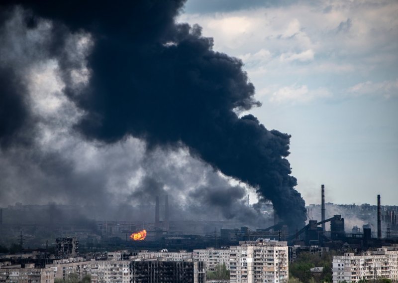 Bojna Azov: Rusi i dalje bombardiraju čeličanu u Mariupolju