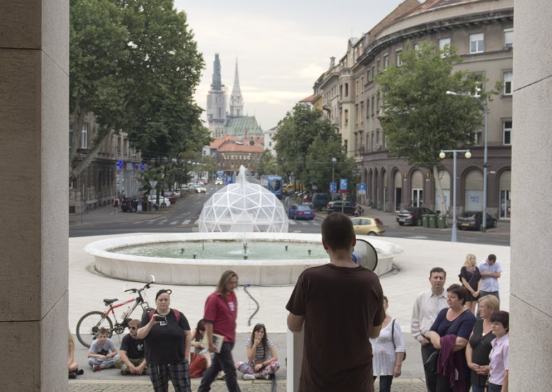 Grupni autoportret apsurdnih situacija u hrvatskoj kulturi