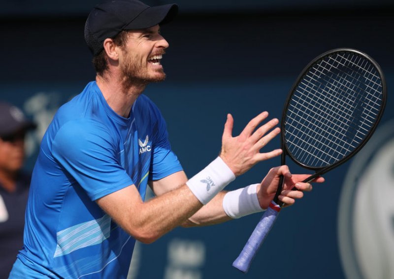 Andy Murray iznenada se povukao s turnira, a Novak Đoković je ostao zbunjen i nije znao što se događa