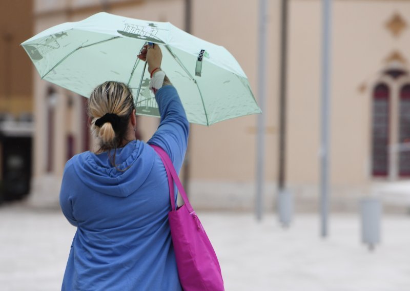 Opet kiša: Poslijepodne stižu pljuskovi s grmljavinom