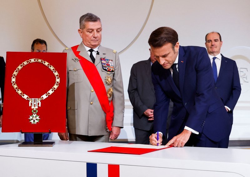 [FOTO] Francuski predsjednik Macron inauguriran za svoj drugi mandat