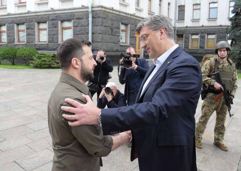 [VIDEO/FOTO] Plenković u nenajavljenom posjetu Ukrajini, u Kijevu se sastao sa Zelenskim: Hrvatska zna kako je biti pod vojnom agresijom