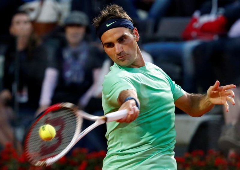 Federer mijenja imidž: S novom frizurom se vraća na vrh?