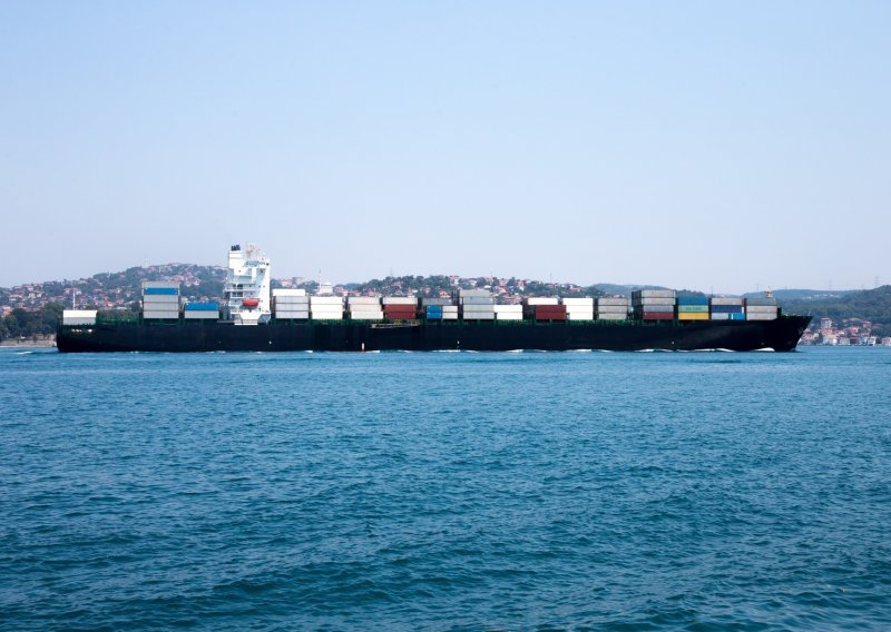 Izvoz u prvom kvartalu porastao za 36,6 posto, a uvoz za 41,2 posto