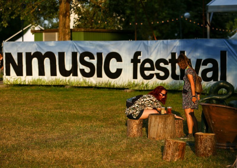 Superval bendovi ravno iz školskih klupa na INmusic festival