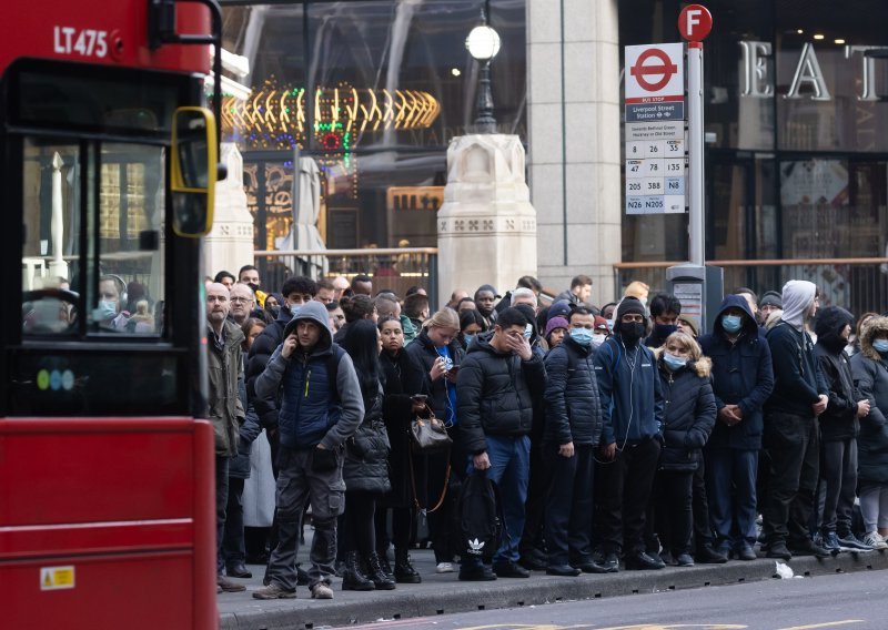 Troškovi života guraju Veliku Britaniju u krizu, čak milijun i pol kućanstava će biti u problemu