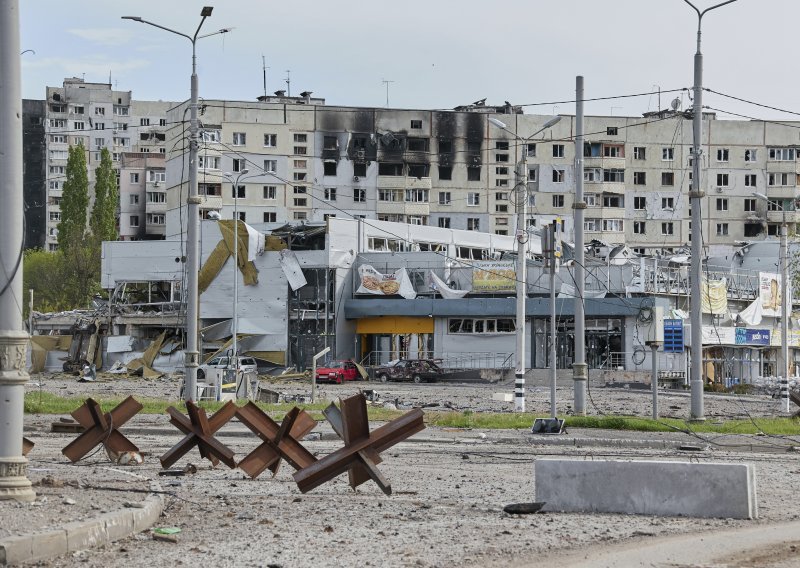 Ukrajinska vojska javlja o teškim borbama u Donbasu