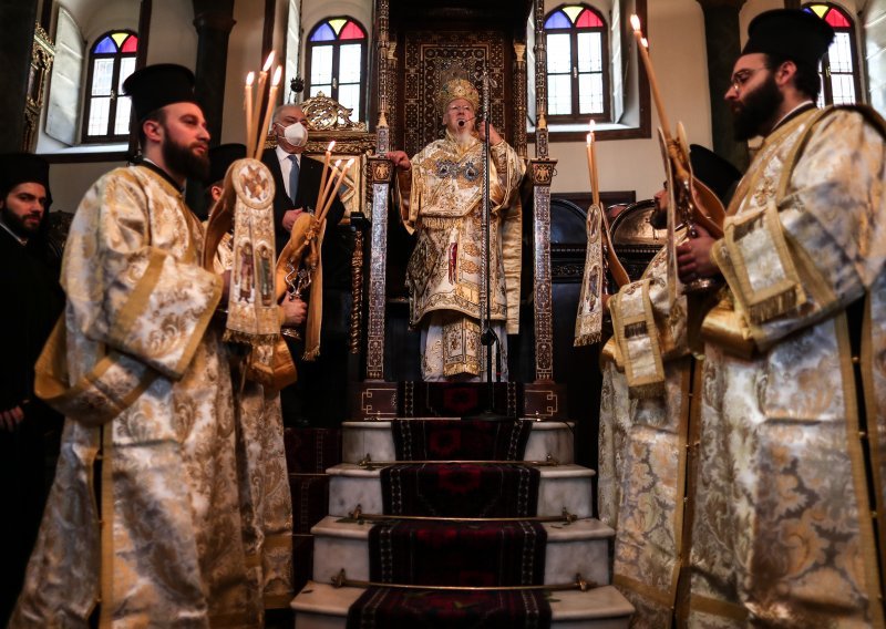 Velika pravoslavna šizma: Patrijarh Bartolomej priznao makedonsku, možda će i crnogorsku crkvu, ruska i srpska bjesne. Ovo je pozadina zamršenog konflikta koji traje desetljećima