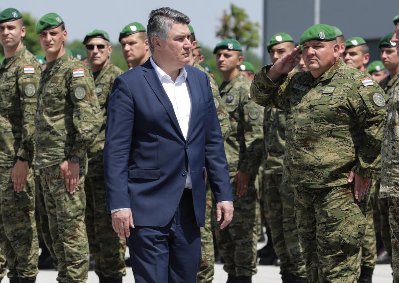 Milanović s generalima razgovarao o Perkoviću i Mustaču