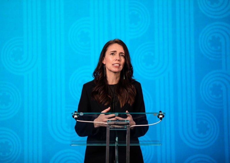 Novozelandska premijerka Ardern pozitivna na covid-19