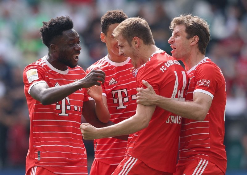 [VIDEO] U posljednjoj utakmici sezone Bundeslige Josip Stanišić zabio prvijenac za Bayern. Znao ga je proslaviti...