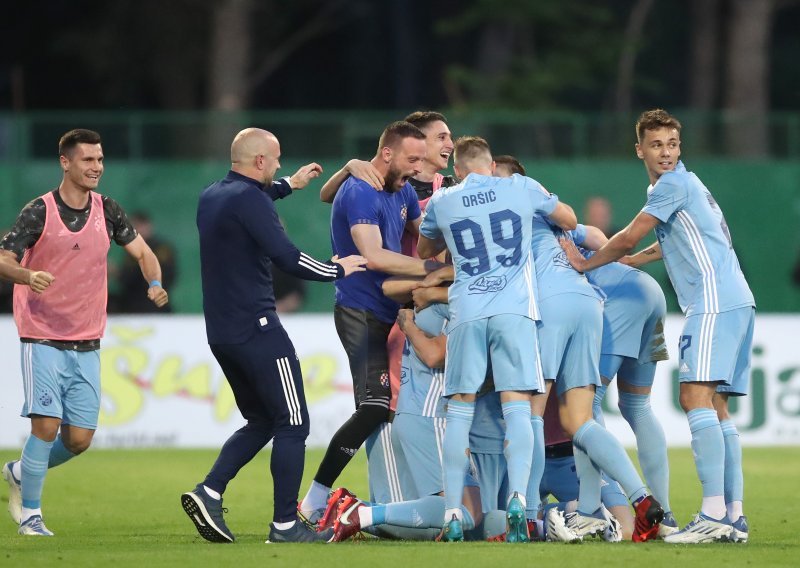 [FOTO/VIDEO] Dinamo je novi prvak HT Prve lige, Modri su u odličnoj atmosferi na Šubićevcu došli do zaslužene pobjede! Pogledajte gol Tolića i spektakularan pogodak Bočkaja