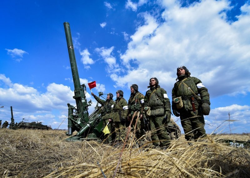 Rusija podigla dobnu granicu na 50 godina za profesionalne vojnike