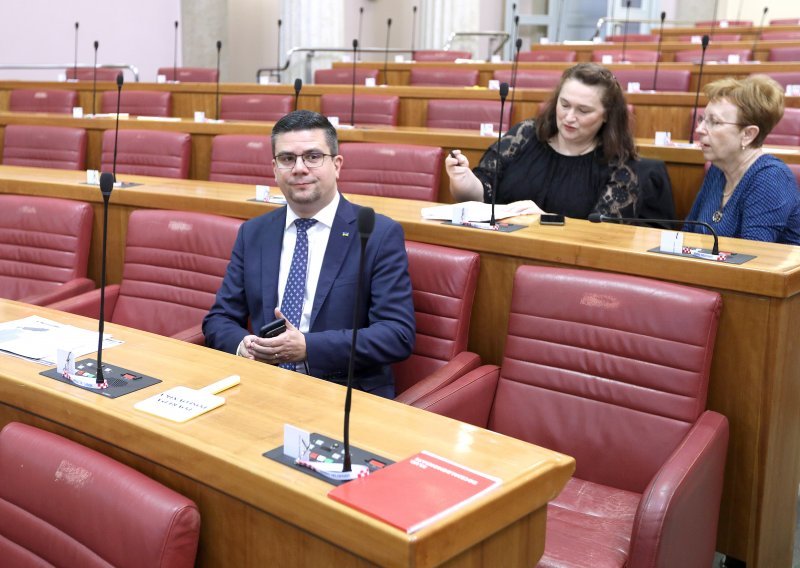 Hajduković traži zapisnike o sastancima predstavnika Vlade i DORH-a, najavio i što će učiniti ako ih ne dobije do 3. lipnja