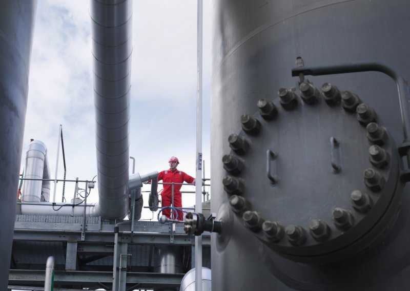 EU se dogovorio o uredbi o obveznoj popunjenosti skladišta plina
