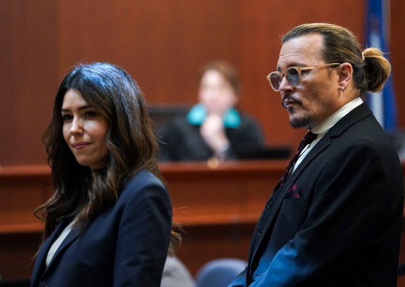 Tko je Camille Vasquez, atraktivna odvjetnica Johnnyja Deppa? Na klupi za svjedočenje 'slomila' je Amber Heard, a mnogi su posumnjali kako je u vezi sa slavnim glumcem