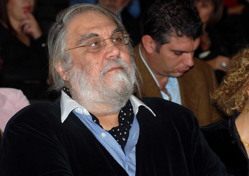 Preminuo je Vangelis, legendarni grčki kompozitor i autor glazbe za film 'Vatrene kočije'