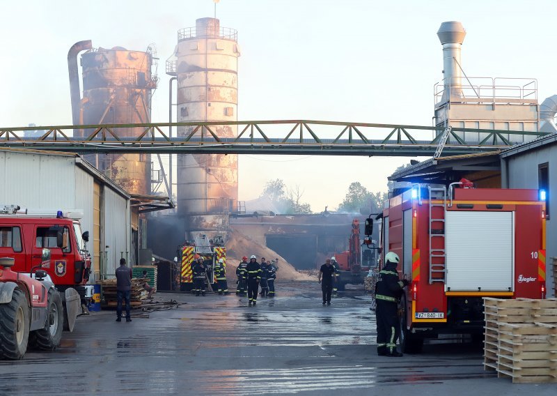 [FOTO/VIDEO] U eksploziji silosa u pilani Požgaj ozlijeđen 45-godišnji radnik