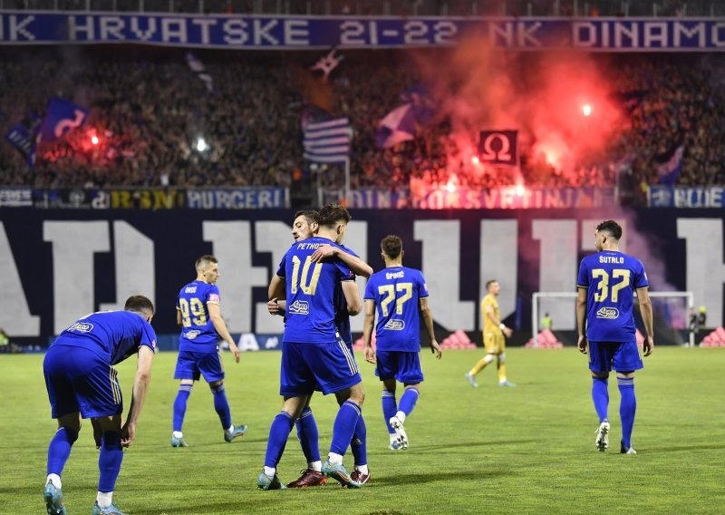[FOTO/VIDEO] Dinamo pobjedom potvrdio prvo mjesto HT Prve lige! Modri pred punim Maksimirom slave titulu HT Prve lige