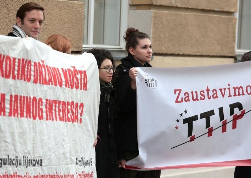 Udruge ispred Sabora prosvjedovale protiv TTIP-a