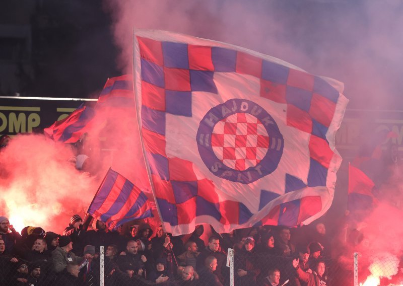 Nakon divljanja navijača oglasio se i Hajduk: Pozivamo sve sudionike hrvatskog nogometa na razum, dostojanstvo i mir!