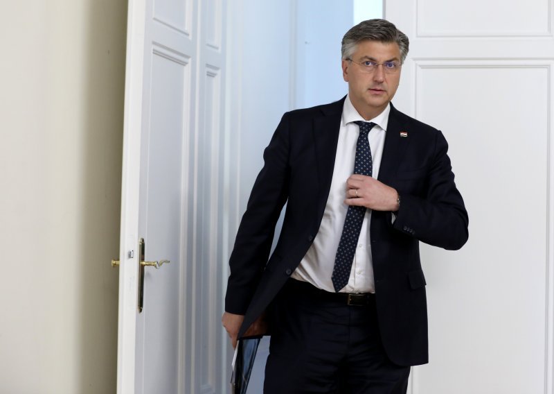 [VIDEO] Plenković o sukobu navijača s policijom: To je grozan događaj, ne pamtim da je bilo ovako velikog nasilja