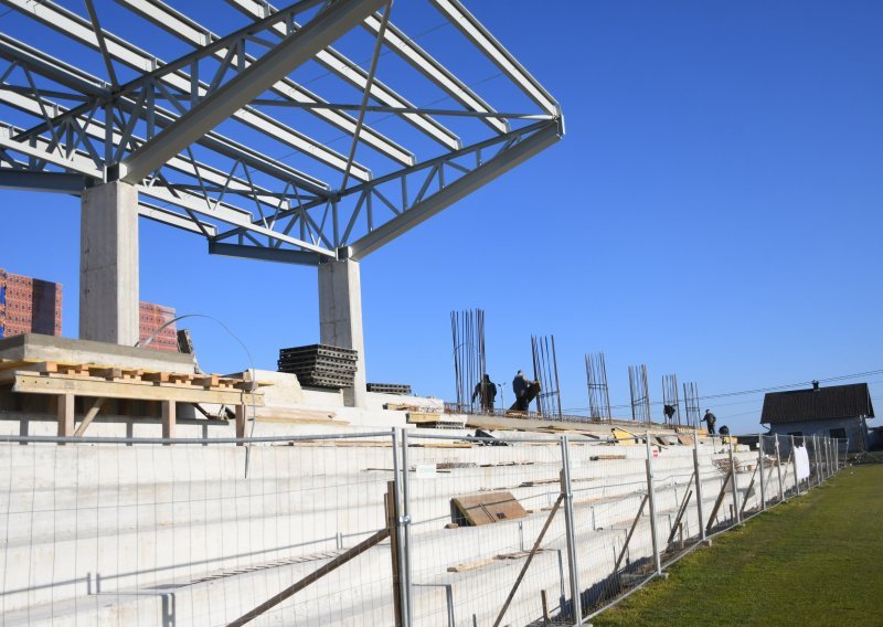 Hrebak: Novi nogometni stadion u Bjelovaru imat ćemo u kolovozu